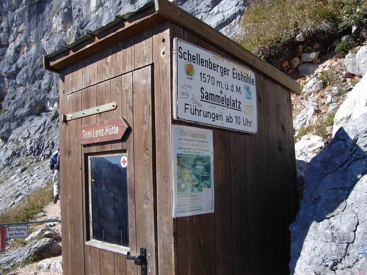 tonilenz40.JPG